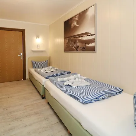 Wald Und Hotell Koserow